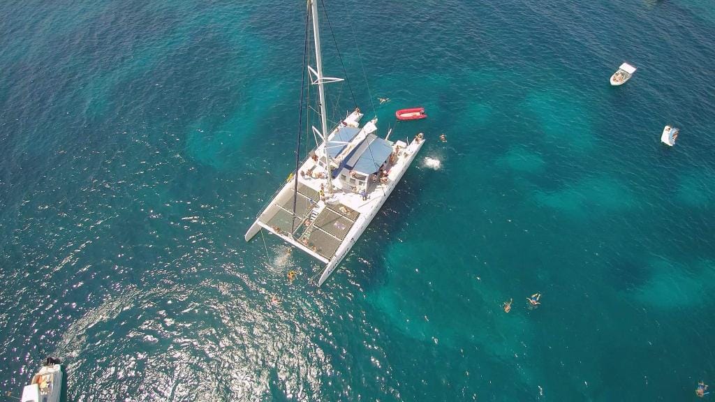 Excursió a l'illa de Tabarca en catamarà