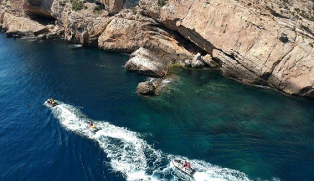 Moto de agua en la Costa Blanca: adrenalina y naturaleza